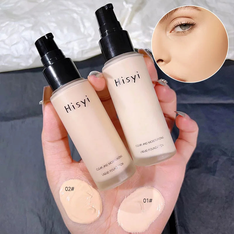 The liquid foundation is light, matte, naturally brightening, and does not come off makeup. The natural complexion is frosty,